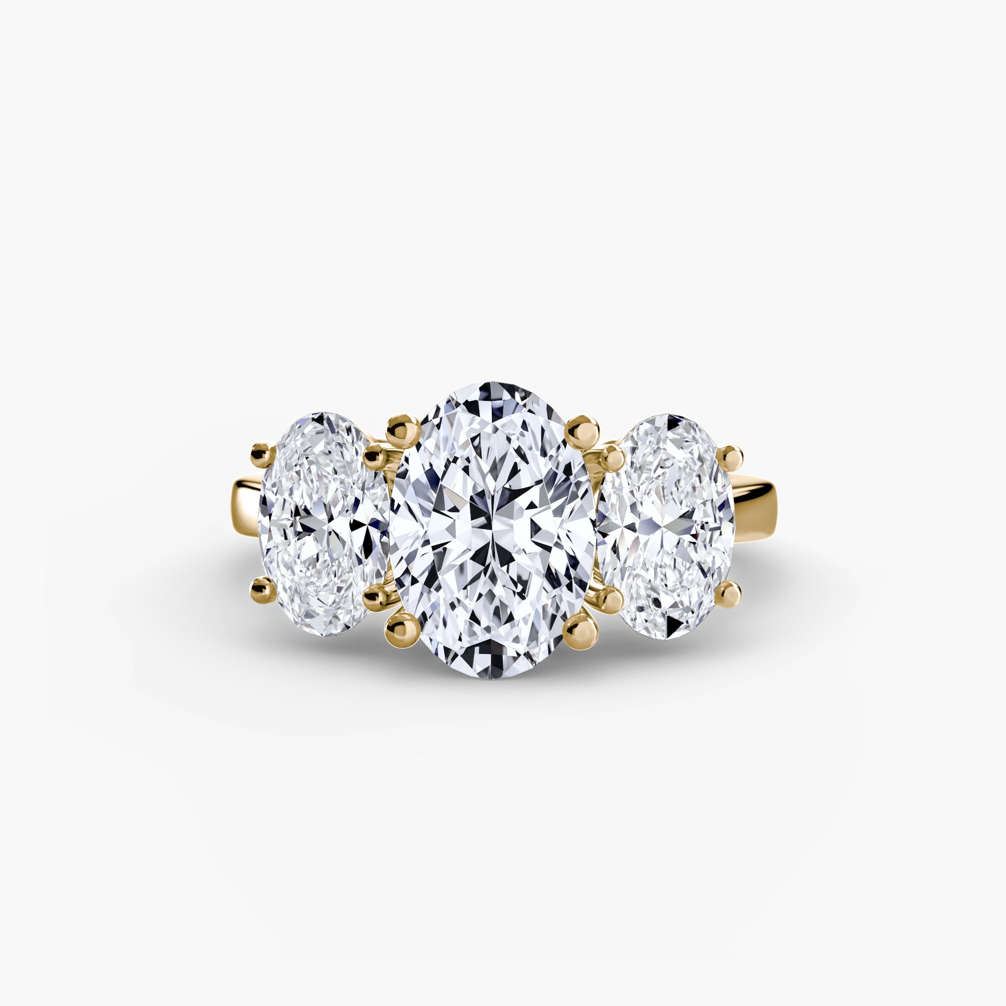 LIVORA Oval Trilogy Ring