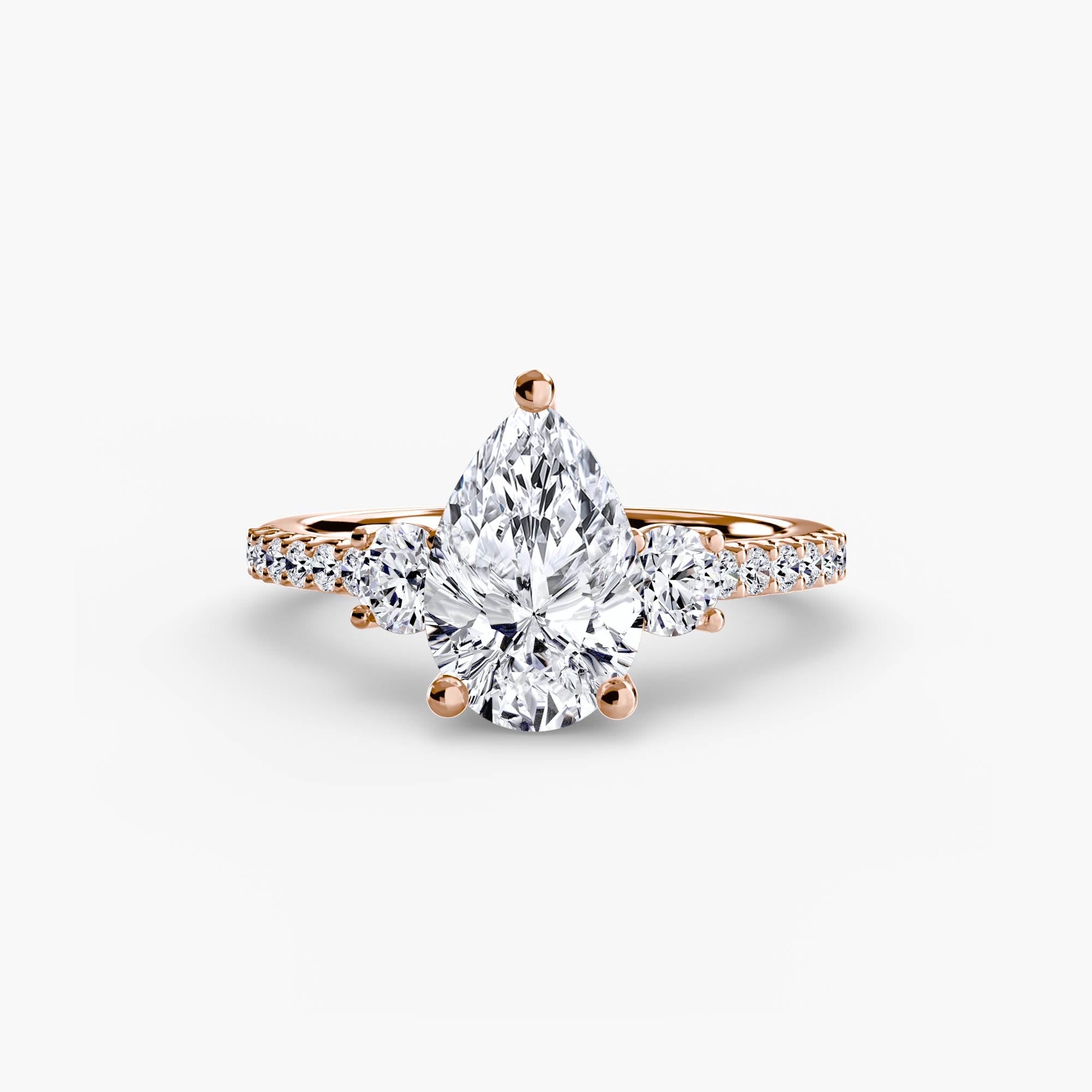 EVELORA Pavé Trilogy Ring