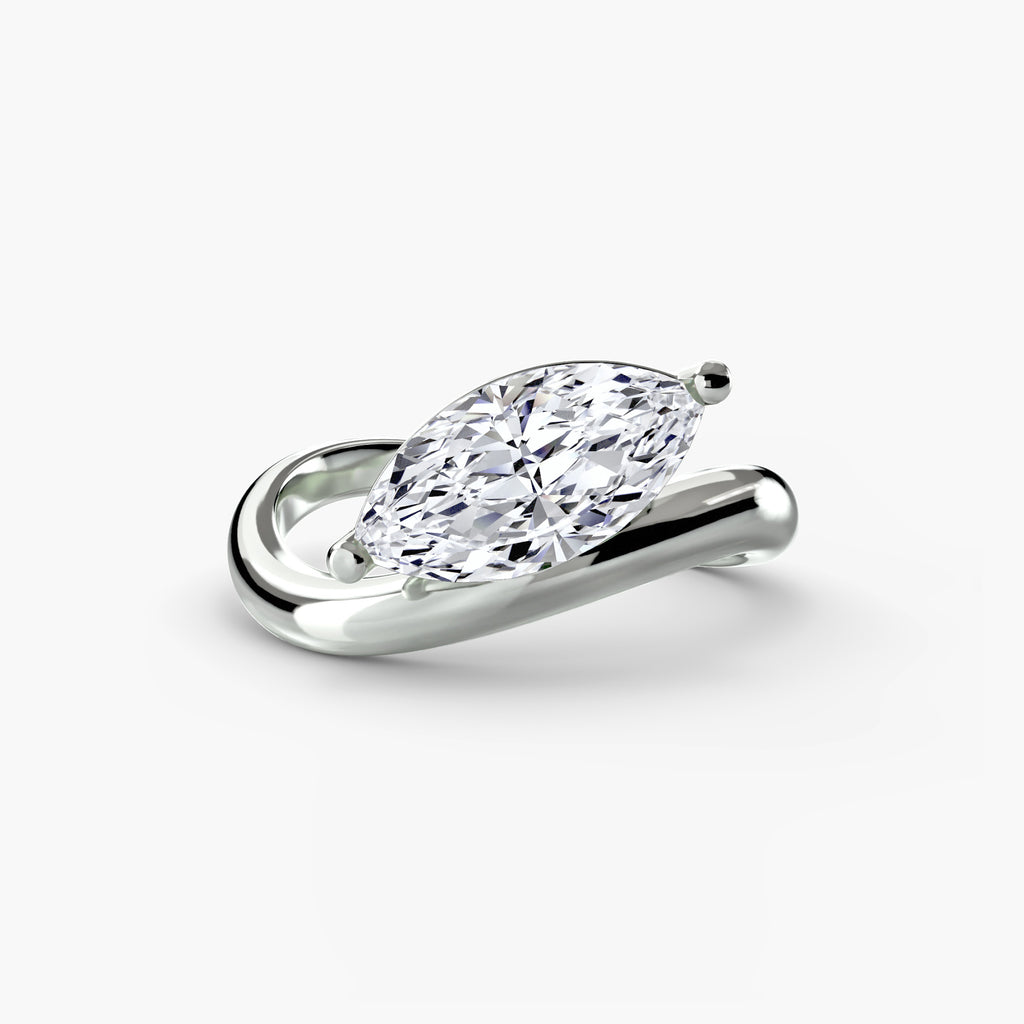 AVENORA Wave Ring