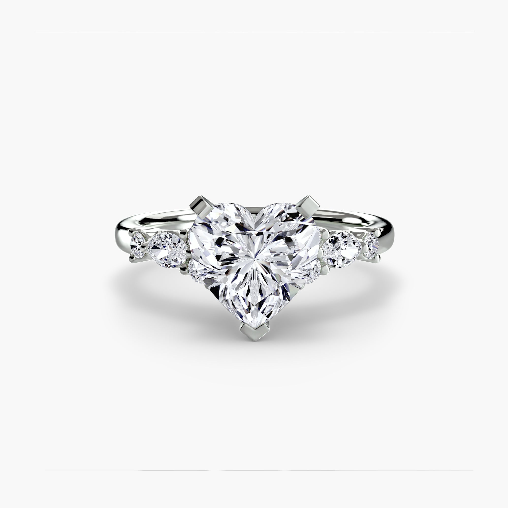 FIORA Floral Accent Ring