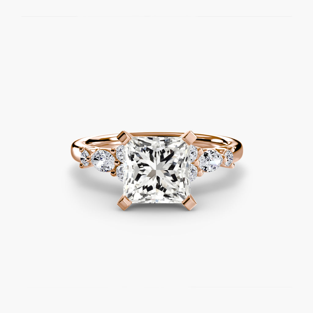 FIORA Floral Accent Ring