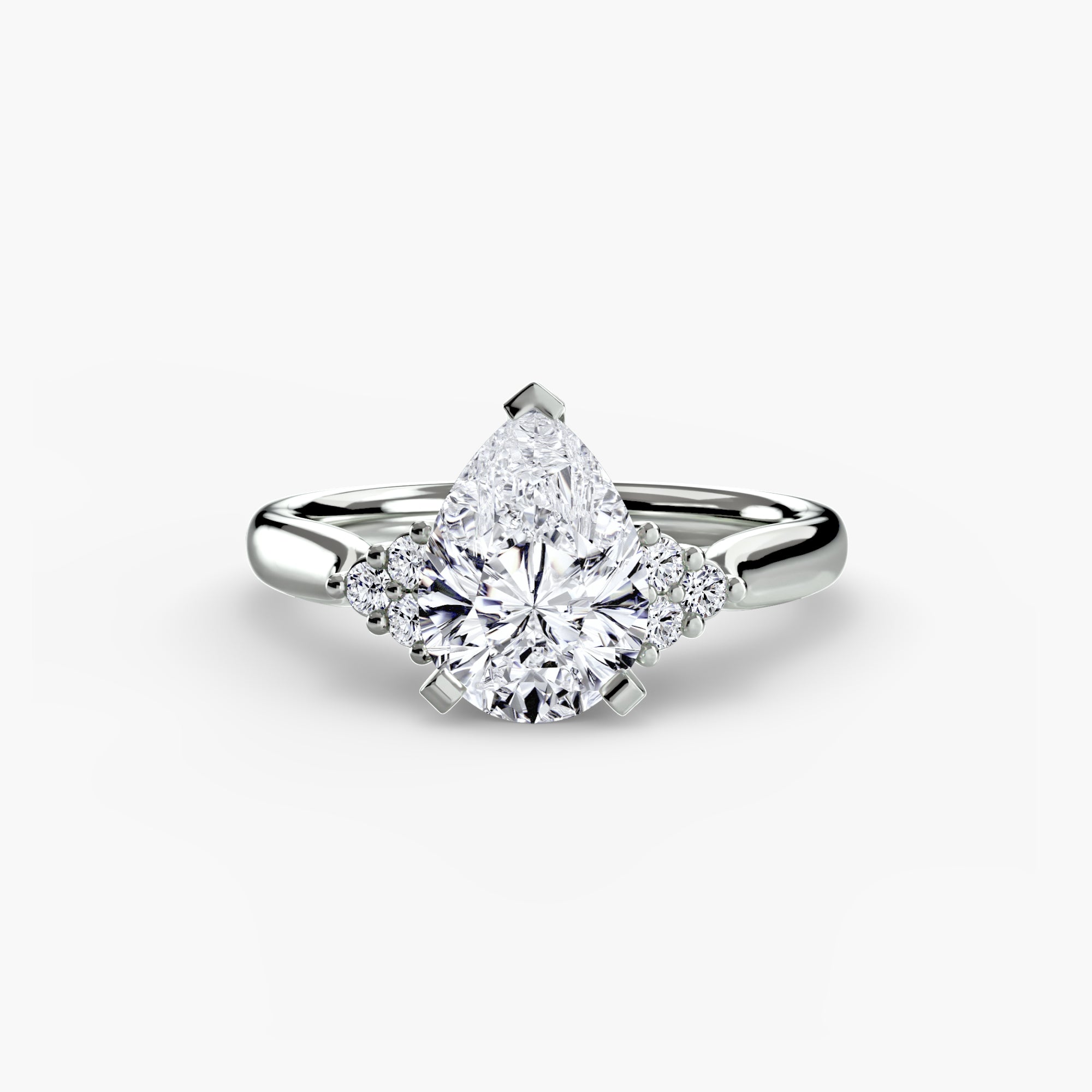 ISMERIA Cluster Shoulder Ring