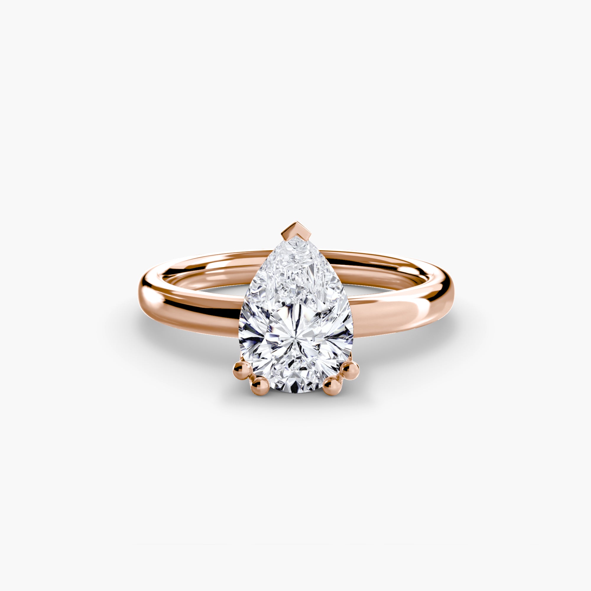 LUCERA Solitaire Ring