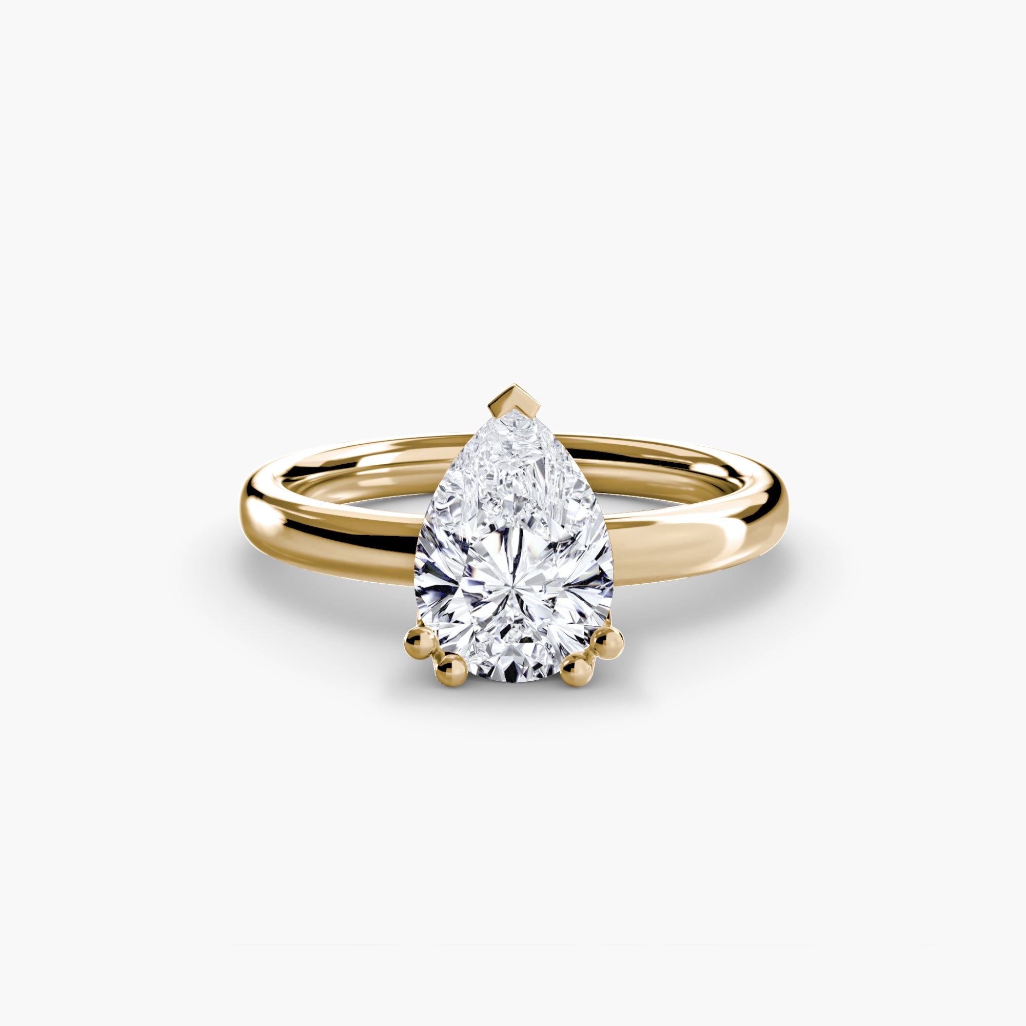 LUCERA Solitaire Ring